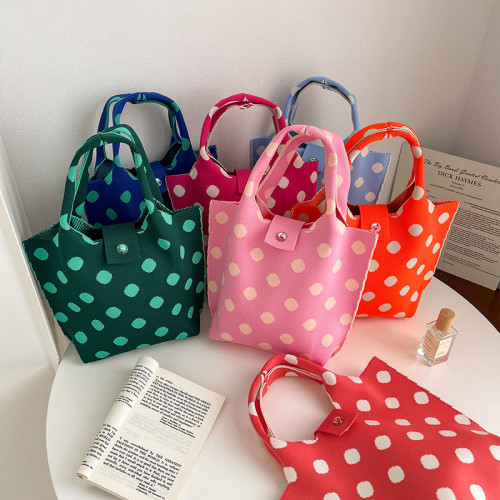 Large-capacity casual versatile bag for women  spring and summer retro casual bucket bag high-end niche trendy shoulder bag