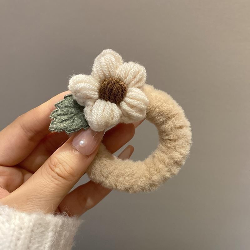 Otoño e invierno anillo de peluche edición suelta lana flor de cola de caballo cuerda de cabello cuerda de cabello de correa de correa de joyas para el cabello de chicas