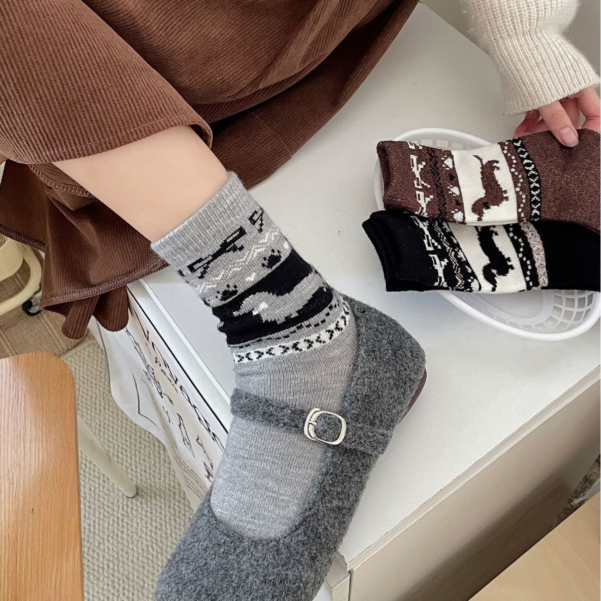 Fair Island Sausage Dog Cute Mid-calf Length Socks Wool Socks