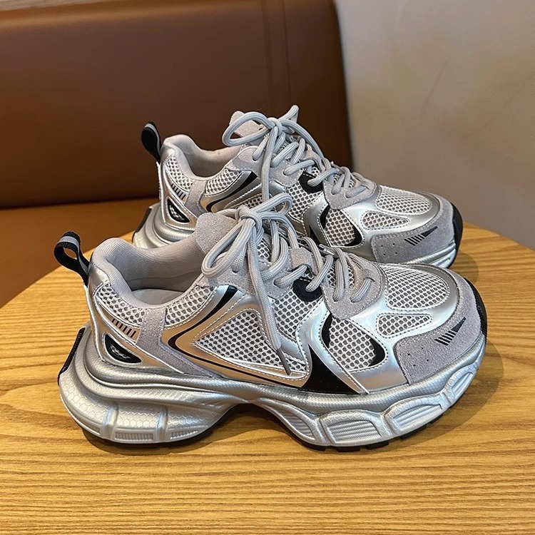 Zhao LuSi con zapatos de papá y mujer 2024 nueva primavera calles fritas con suela gruesa versátil plateada zapatillas deportivas casuales retro