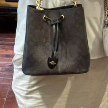 C����Ů��rowan22�¿�ͨ����ĸˮͰ������μ�б������K�r������