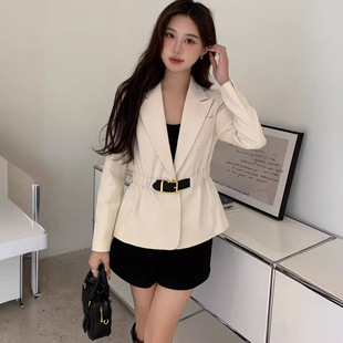�������͸߶�Ů�bMIU�Ҵ����ճ����e���|ͨ��Ƥ���������bС����