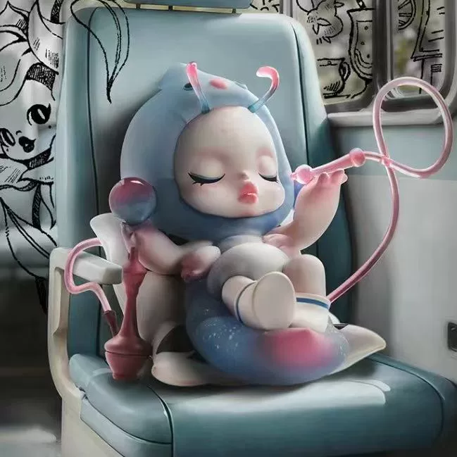 Фигурка в слепой коробке (POP MART) Bubble Mate Skullpanda — коллекционная настольная, ассорти 12+1