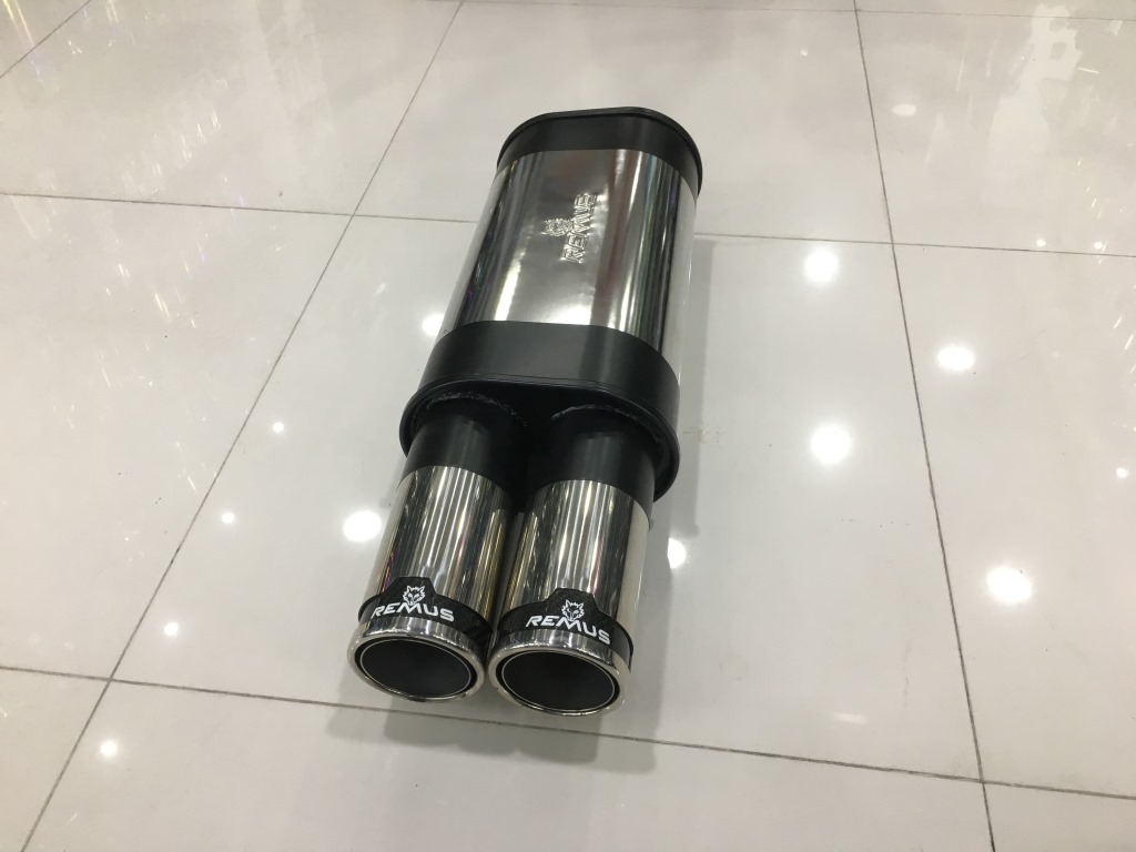 Car Modified Straight-Through Exhaust Pipe Wolf Head Exhaust Pipe Straight-Through Loud Exhaust Tail Section Silencer Car m Drum Carbon Fiber Exhaust