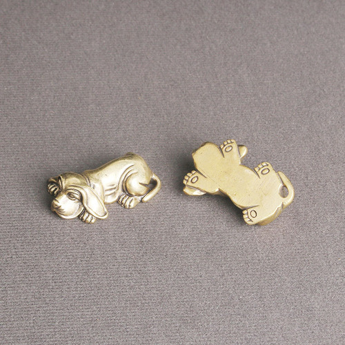 Retro brass prosperous pen holder study paperweight ornaments twelve zodiac dog toys tea pet ornaments old copper wholesale