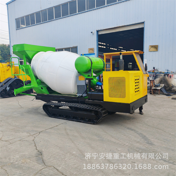 小型1.5方履带搅拌罐车 水田行走混凝土搅拌车 加长出料槽水泥罐