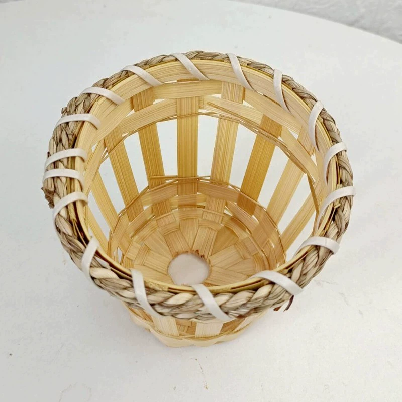 Small straw woven lampshade, factory direct supply
