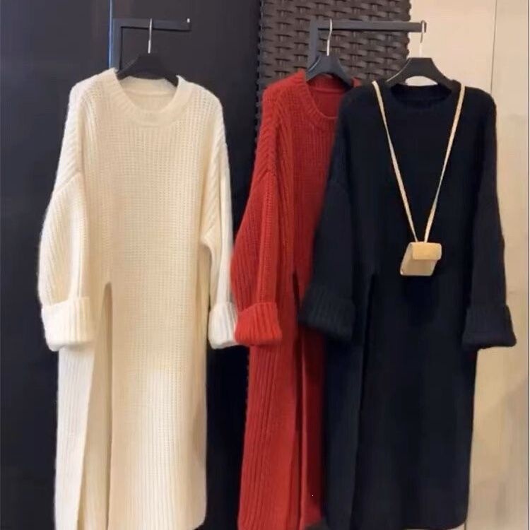 European-style design, a chic and unique knitted dress with a slit, perfect for the New Year, a beautiful long sweater dress for early spring European-style design, a chic and unique knitted dress with a slit, perfect for the New Year, a beautiful long sweater dress for early spring