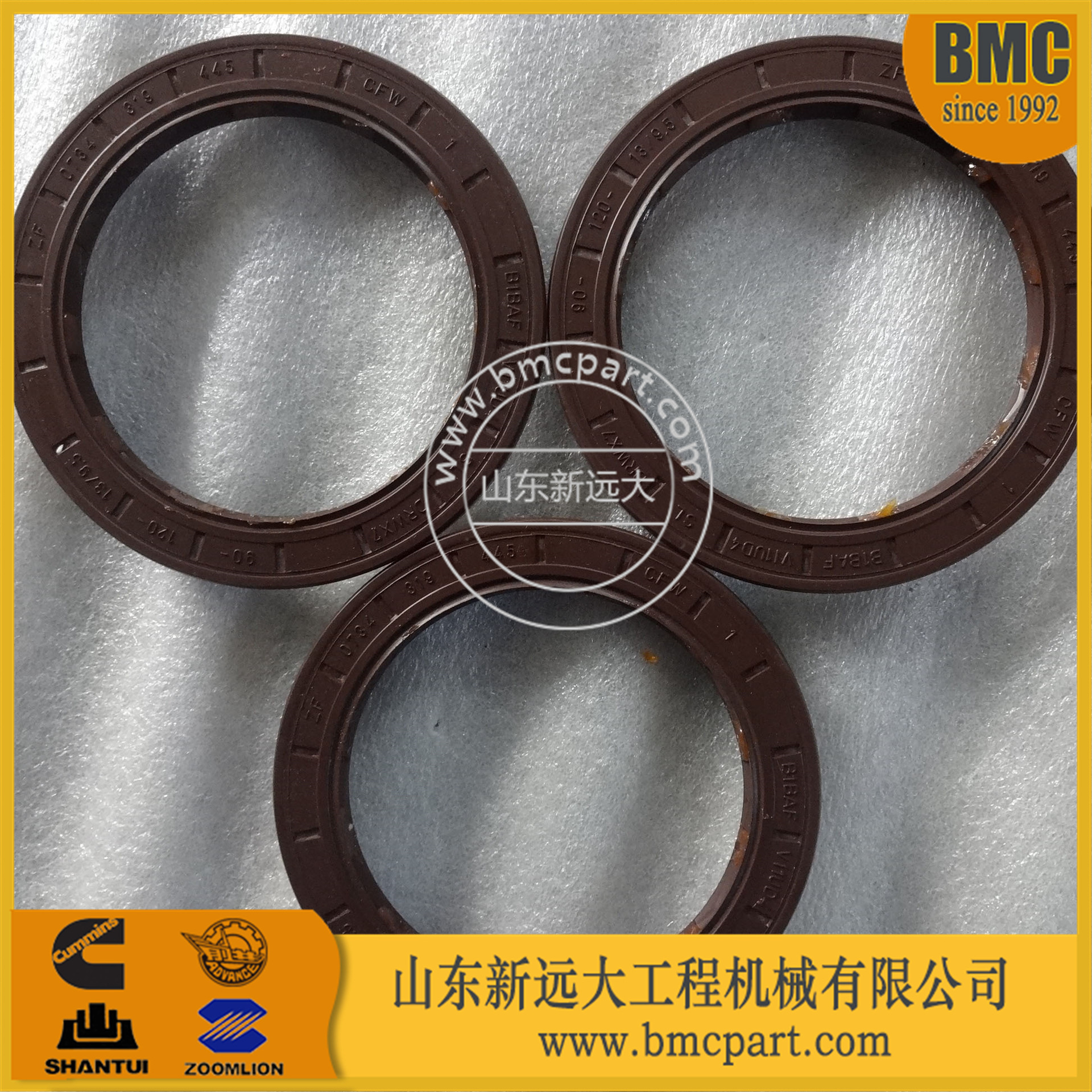 山推SD22推土机驱动轴油封3020185 康明斯发动机配件 山推配件