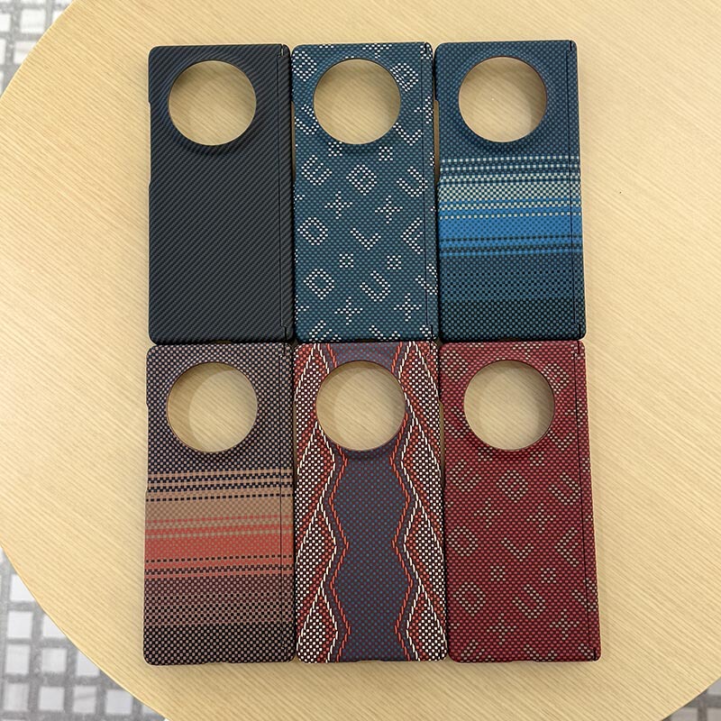 Vivoxfold3Pro Double Central Axis Foldableing Red Snake Scepter Mobile Phone Case Carbon Fiber Pattern Suitable for Vs2/Vs3 Case