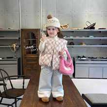 钛金熊童装批发女童90-130码2025深秋橙小七深秋可爱条纹格子马甲