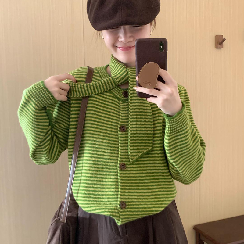 秋季新款显瘦简约风针织衫上衣女设计感百搭减龄围巾条纹毛衣2025|undefined