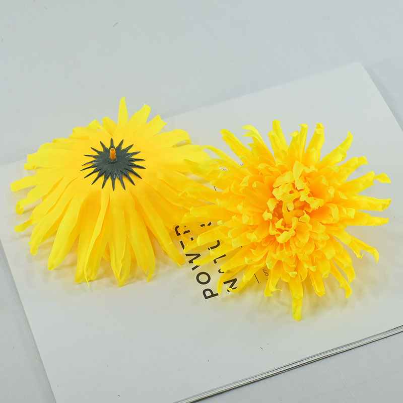 Fábrica de fotos de pantalla al por mayor flores falsas simulación de oro crisantemo falso tocado decoración accesorios de flores de pecho disparar props simulación de flores image 4