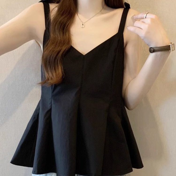 High-End Black V-Neck Camisole for Women, 2026 Summer Korean Style New Sleeveless Babydoll Top, Puffy Blouse