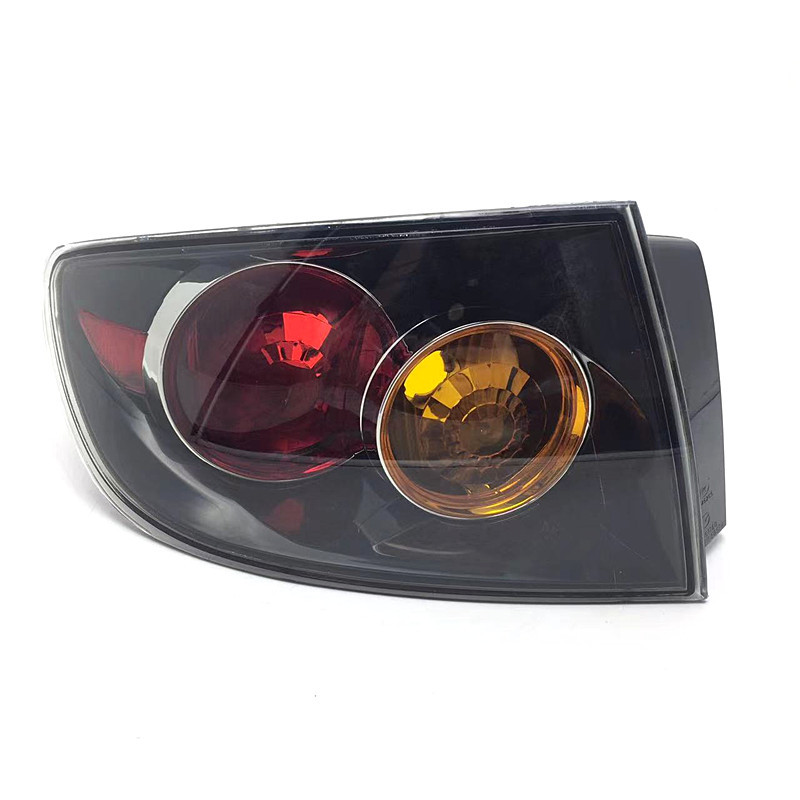 Suitable for horse 3 tail light classic Changan Mazda M3 tail light M3 black bottom rear combination tail light brake light reverse light