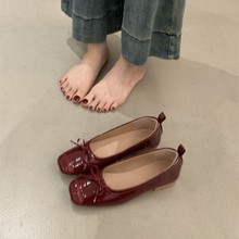 法式玛丽珍鞋女2025新款夏季复古中跟配裙子红色浅口粗跟单鞋