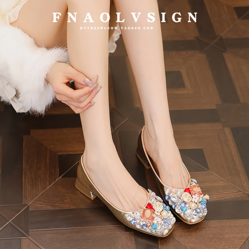 2293-2 Square-Toe Flat-Soled Rhinestone Shoes for Women, New Fairy-Style Chunky Heel Loafers, Comfortable and Not Tiring for Feet, Large Size Women's Shoes