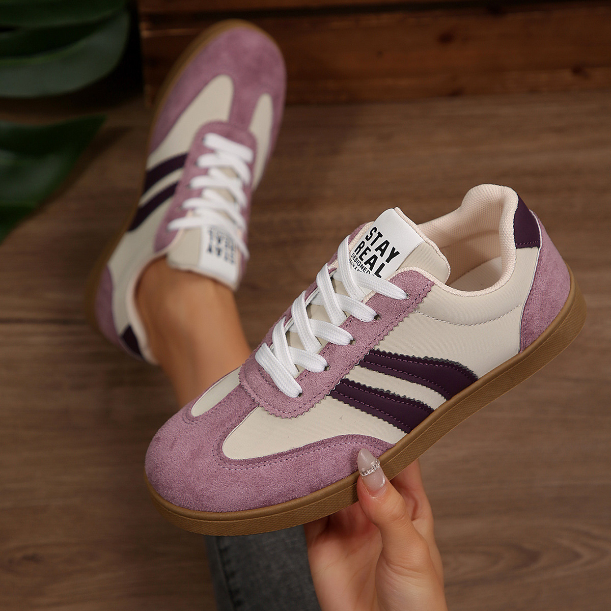 Gran tamaño de comercio exterior 2026 primavera y otoño transfronterizos skate casuales antideslizante zapatos de entrenamiento alemán universal zapatos deportivos ligeros zapatos de mujer image 2