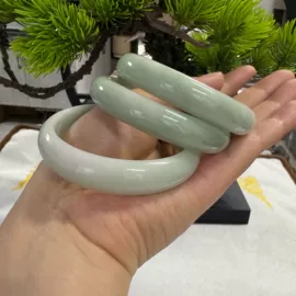 玉器工艺品;天然玉石项饰;天然玉石手饰