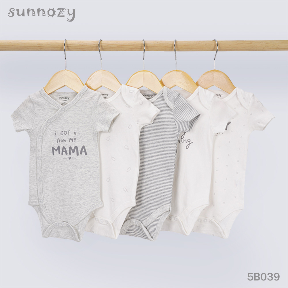 Bebés y bebés Sunnozy comercio exterior lindos mangas cortas chaqueta de triángulo conjunto de escalada fábrica al por mayor
