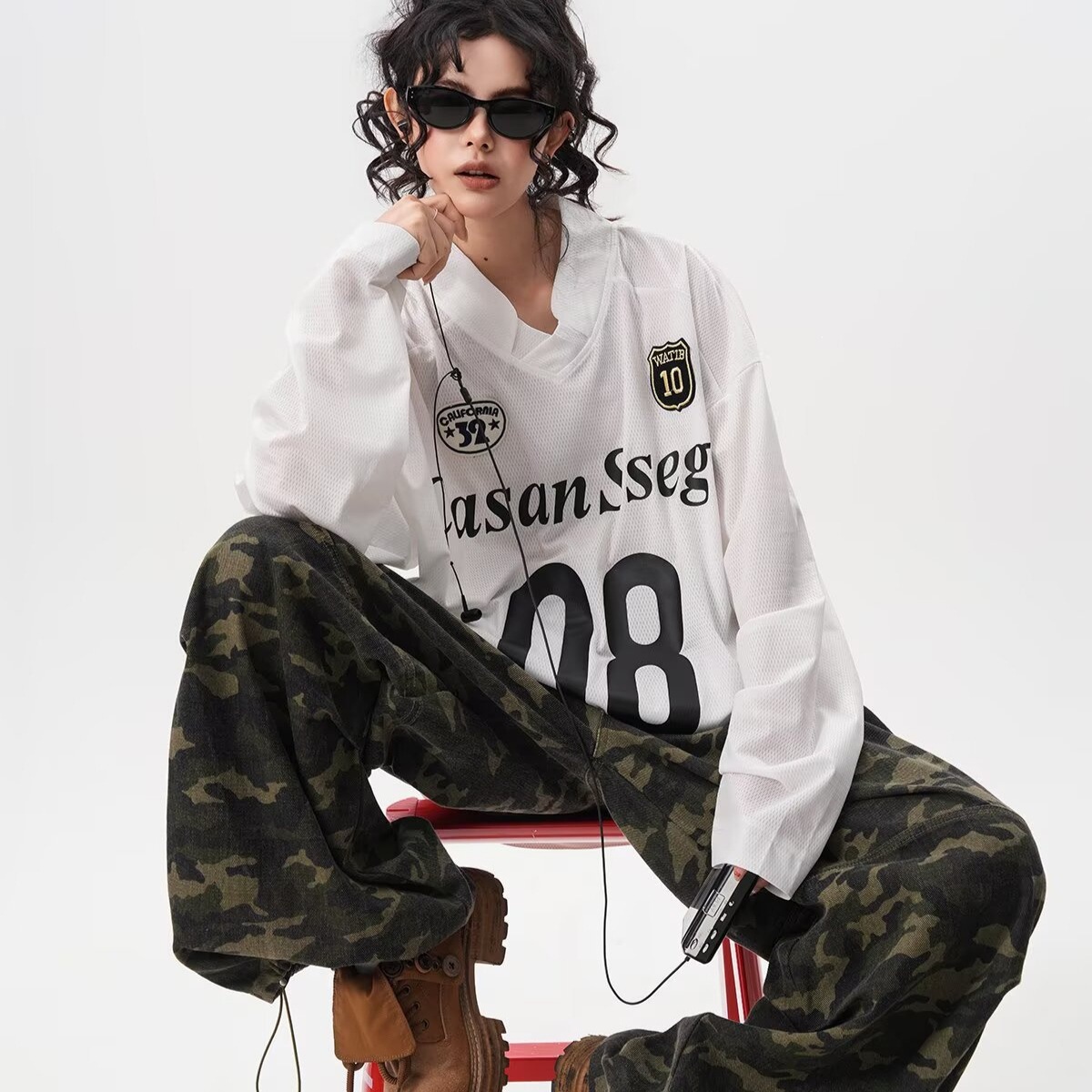 American-style loose-fitting sports jersey, V-neck casual top, men's long-sleeved T-shirt, breathable and cool-feeling, new motorcycle style.