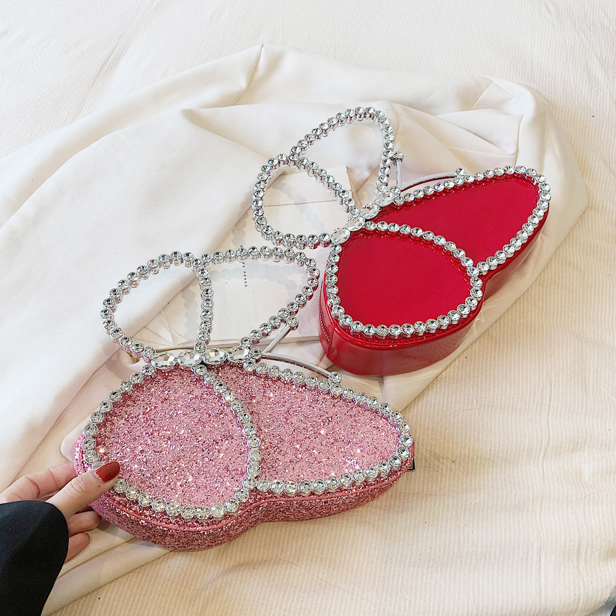 Banquete de mariposa brillante para mujer, nueva colección de verano 2024, tachonado de diamantes de agua, fiesta de alta sociedad, de mano_voghion.com