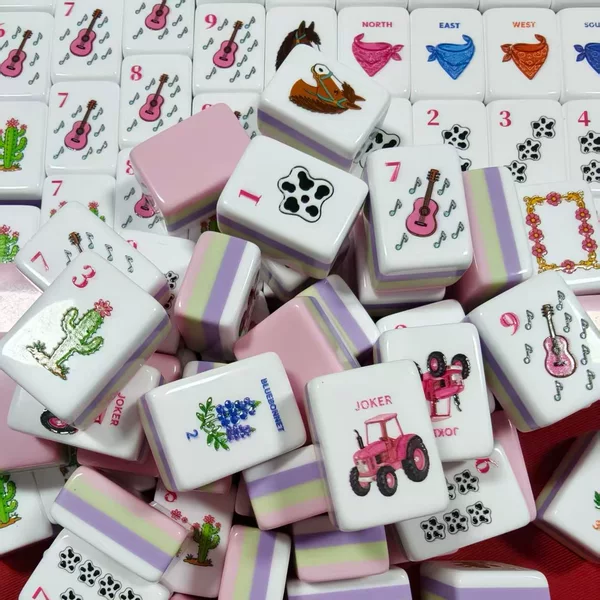 Pink 4-layer acrylic American mahjong wholesale, girls' pink series, horse head qin, cactus, bear paw 160 original design