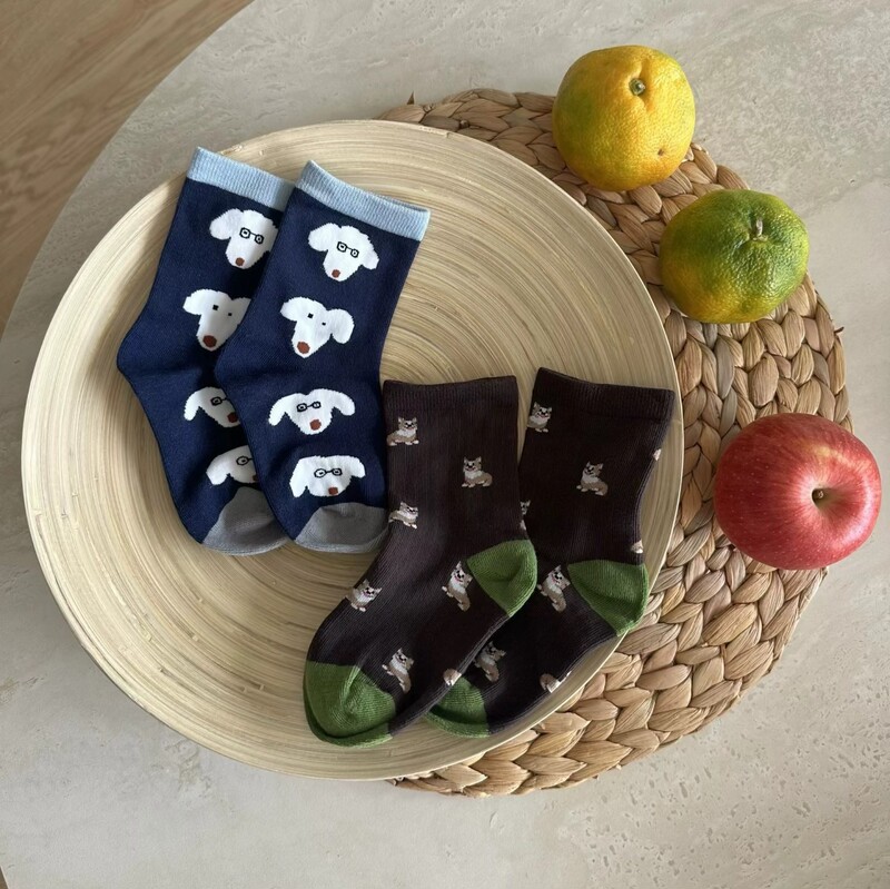 Autumn and Winter Socks Men's Ins College Style Contrast Color Letter Mid-Tube Socks Breathable Sweat Absorbing Sports Casual Socks Zhuji Socks Autumn and Winter Socks Men's Ins College Style Contrast Color Letter Mid-Tube Socks Breathable Sweat Absorbing Sports Casual Socks Zhuji Socks