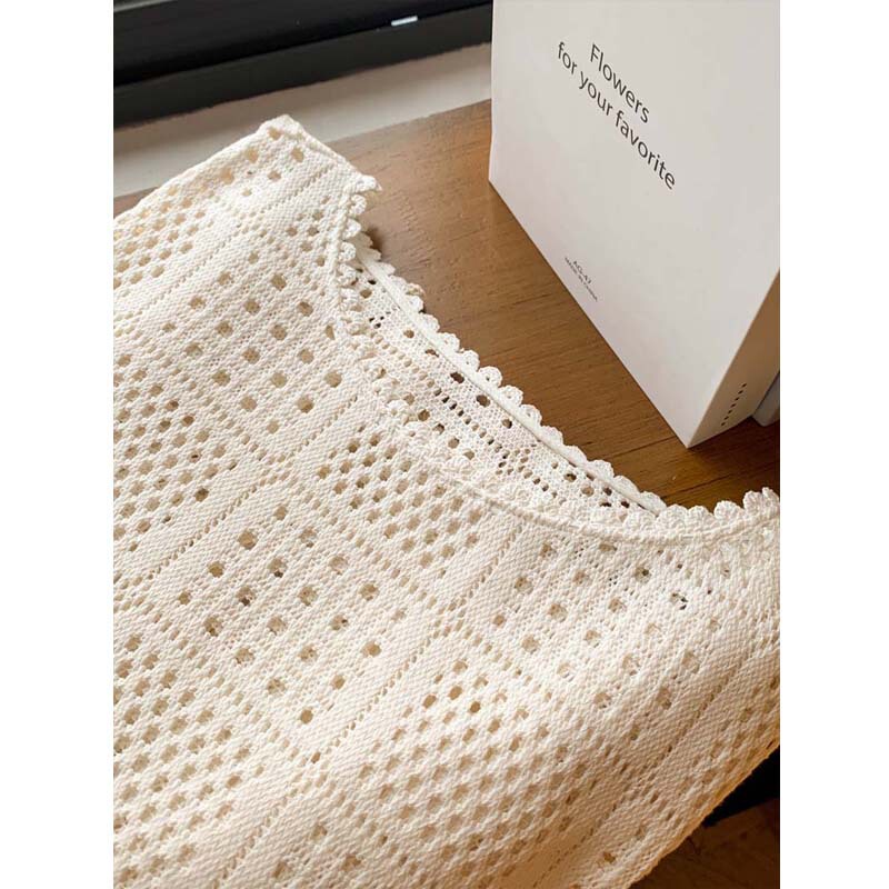 Exquisite and prosperous gathered a hollow-out graphic jacket ~ thief wow! Hydrangea Bell Lace Embellishment Long Sleeve Women