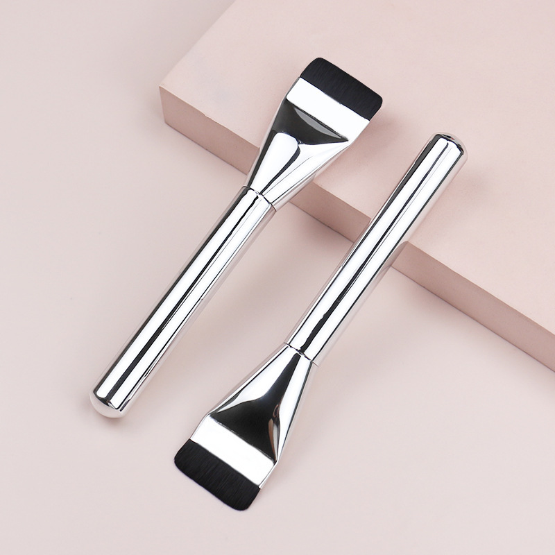 One word foundation brush