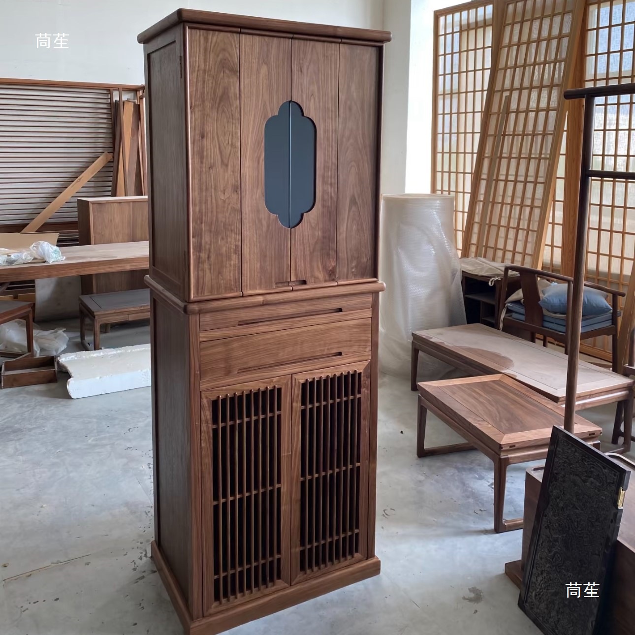 New Chinese Style Black Walnut Ash Wood Altar Cabinet for Home, Hotel, Guesthouse, Office Shrine