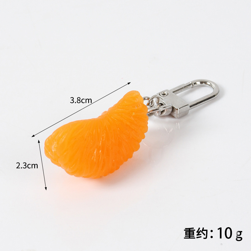 イチゴのスイカのリンゴのみかんのバナナのライチのキーホルダーのアイデアをシミュレーションします。|undefined