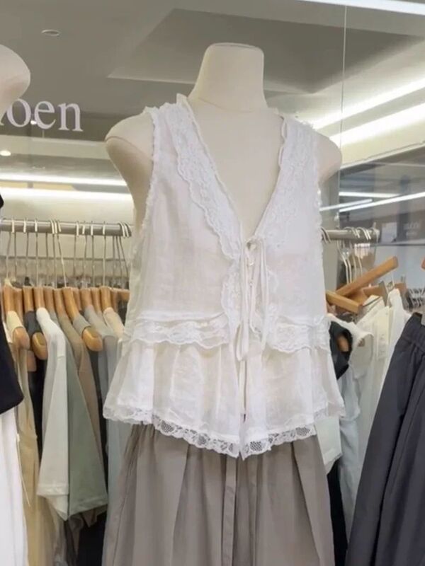 Korean-Style Sweet V-Neck Lace-Trimmed Tie-Up Sleeveless Vest for Women, Summer High-End Slim-Fit Outerwear, Stunning Top