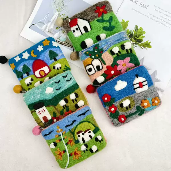 Handmade Wool Felt Cartoon Sheep Snow Mountain Grassland Scenery Sunset Coin Purse Card Holder Storage Bag Small Size