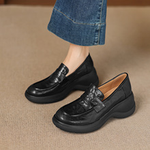 6.5cm����¸�СƤЬŮ2026�¿�ͷ����Ƥͨ������һ�ŵ��ָ���Ь