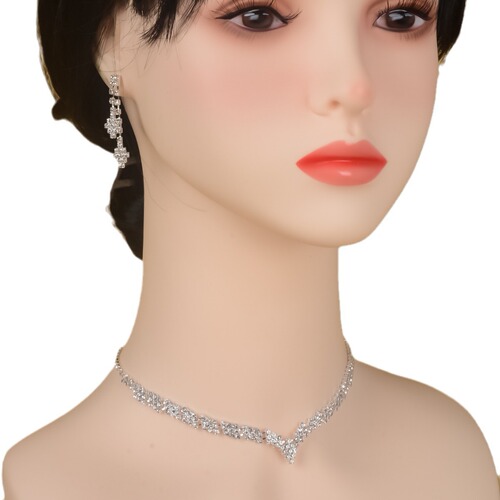 New European and American style fashionable personalized three-piece necklace set, women's versatile wedding accessory direct from manufacturer
