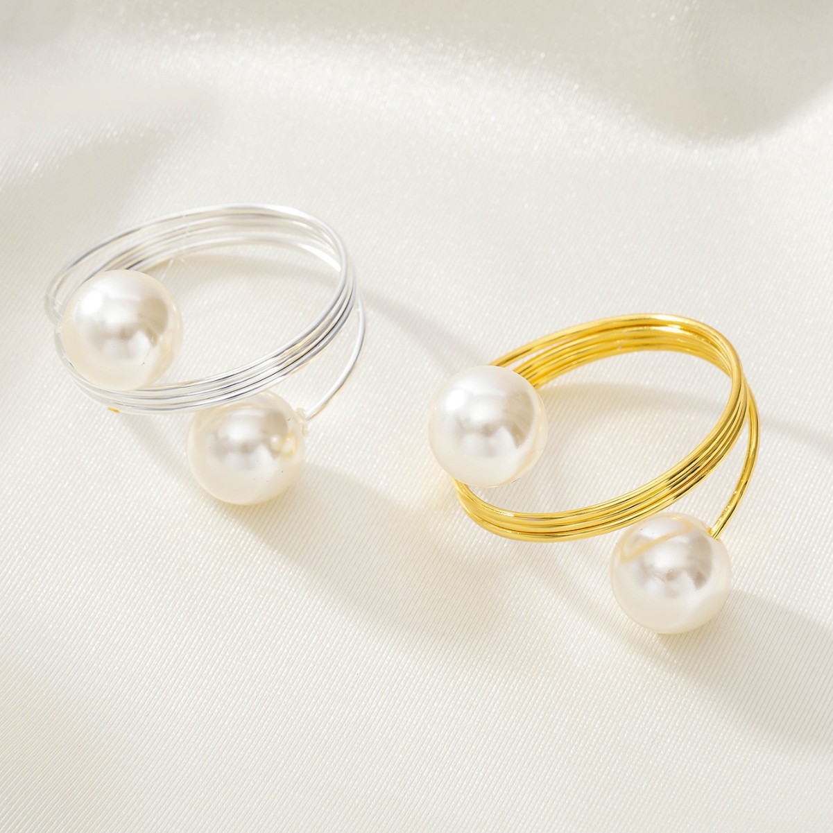 Creative Pearl Napkin Ring Valentine's Day Table Setting Cross-border Silver Metal Napkin Button Holiday Party Decoration 4