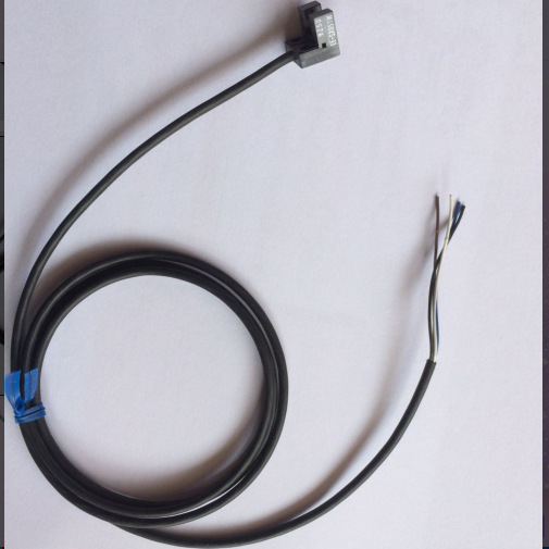 欧姆龙光电开关 EE-SX911-R 1M已停产 替代型号EE-SX951-W 现货