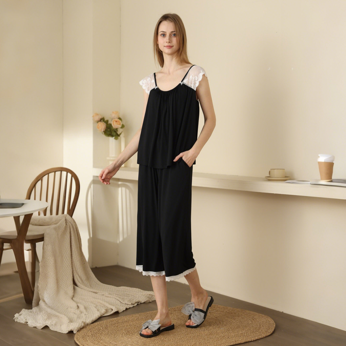 25 Spring and Summer New Women's Sexy Backless Lace Suspender Pajamas Two-Piece Set Modal Comfortable and Soft Home Clothes