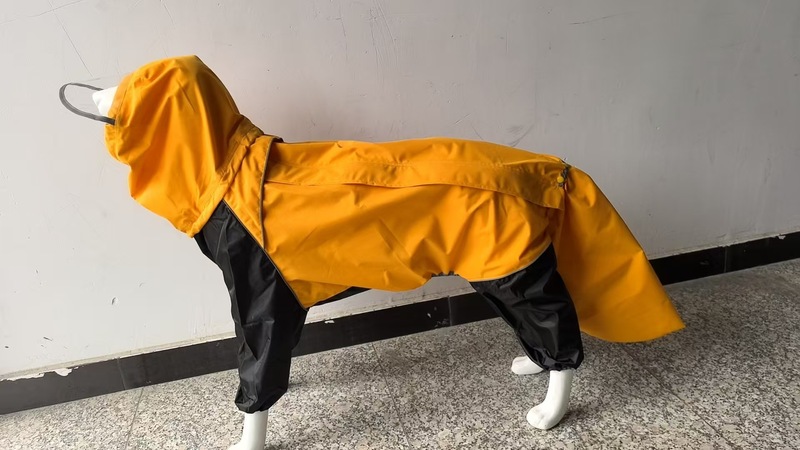 大型犬、中型犬、大型犬、ゴールデンレトリバー、サモエド、アラスカレインコート、雨具、反射ストリップデザイン|undefined