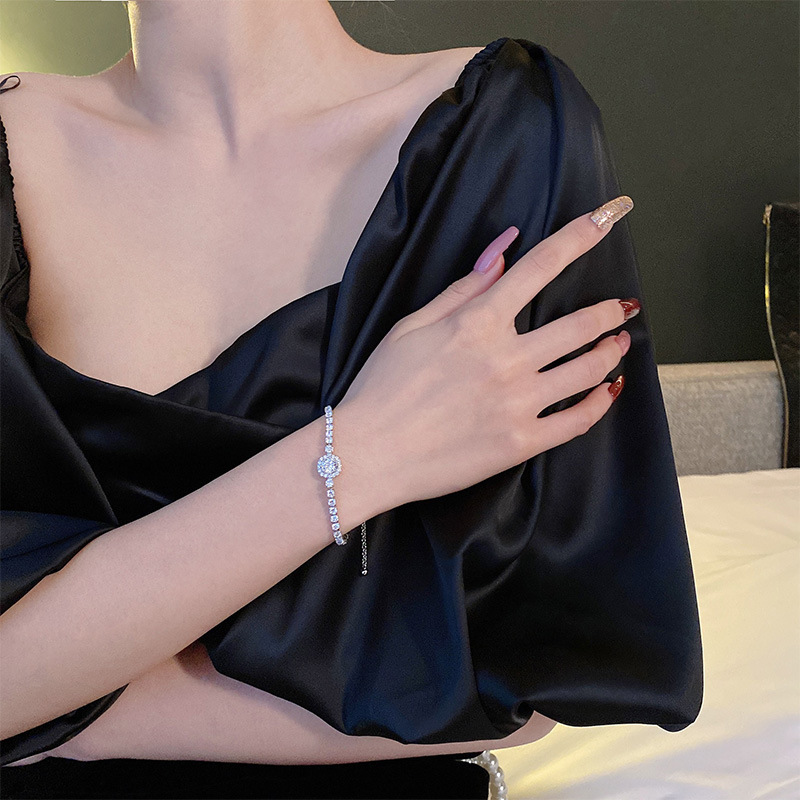 Rhinestone Material Geometric Pattern Fashion Geometric Rhinestone Artificial Gemstones Women's Bracelets