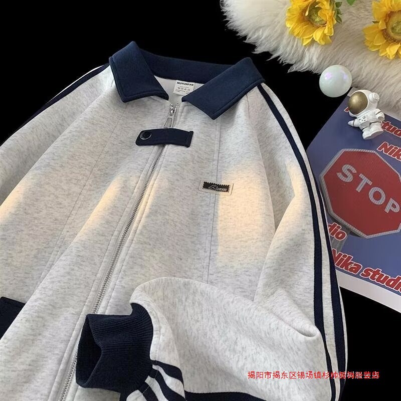 Foreign Trade Wholesale Japanese Style Sports Three-Stripe Cardigan Sweatshirt Men's Trendy Brand Cheap Youth Loose Color-Blocking Lapel Jacket Foreign Trade Wholesale Japanese Style Sports Three-Stripe Cardigan Sweatshirt Men's Trendy Brand Cheap Youth Loose Color-Blocking Lapel Jacket