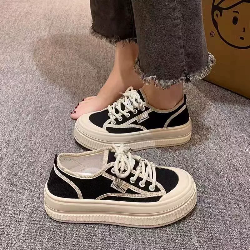 2024 новая новая корейская версия дикого кампуса стиль повседневная доска обувь с толстой подошвы увеличены противоскользящие и износостойкие женские кроссовки