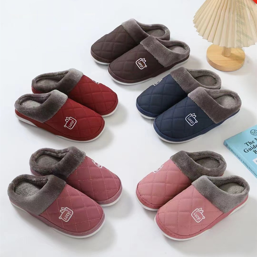 Directo de fábrica Zapatillas de algodón casa de invierno casa hombres y mujeres ancianos Zapatillas de algodón cálido forro polar fondo grueso Zapatillas de lana al por mayor