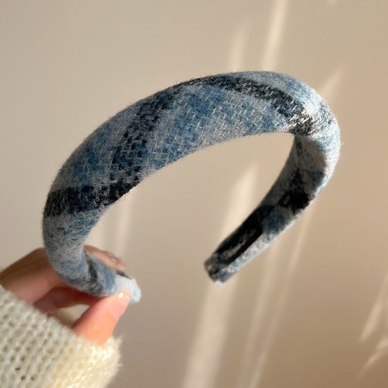 2024 nuevo estilo coreano de invierno y otoño tela de lana trenzada de alto cráneo alto alto ancho borde banda de cabello mujer cabeza de tocado universal