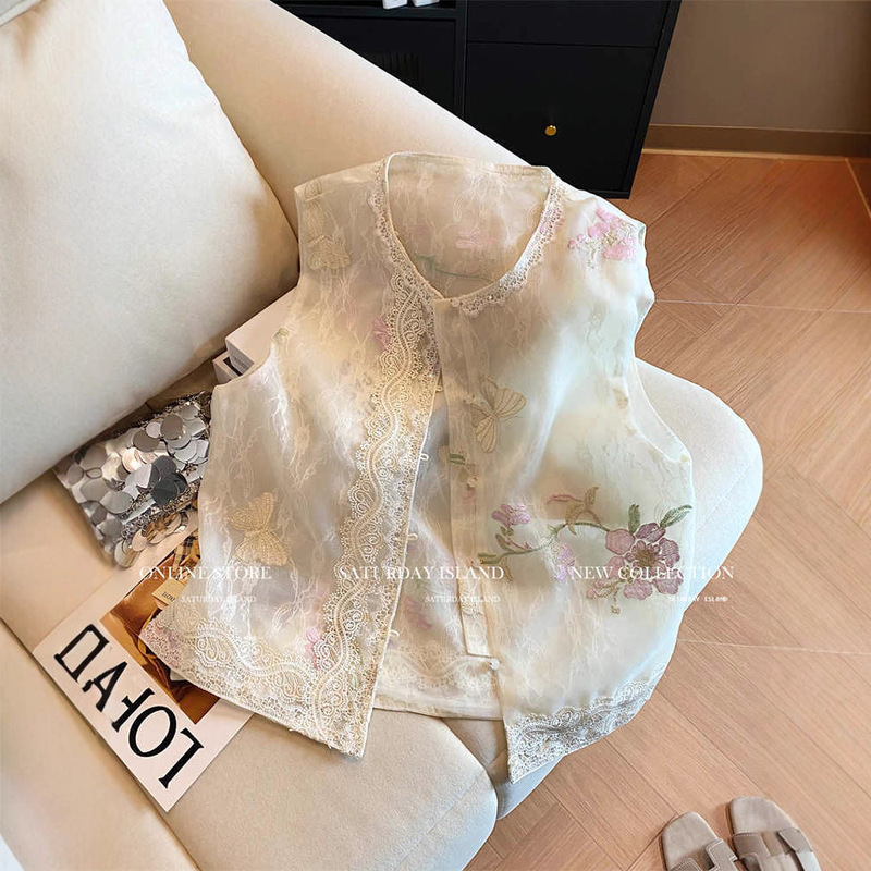 New Chinese-Style Embroidered Vest for Women, Fashionable Lace Patchwork Vest, Spring and Summer Design, Elegant and Slimming Cardigan