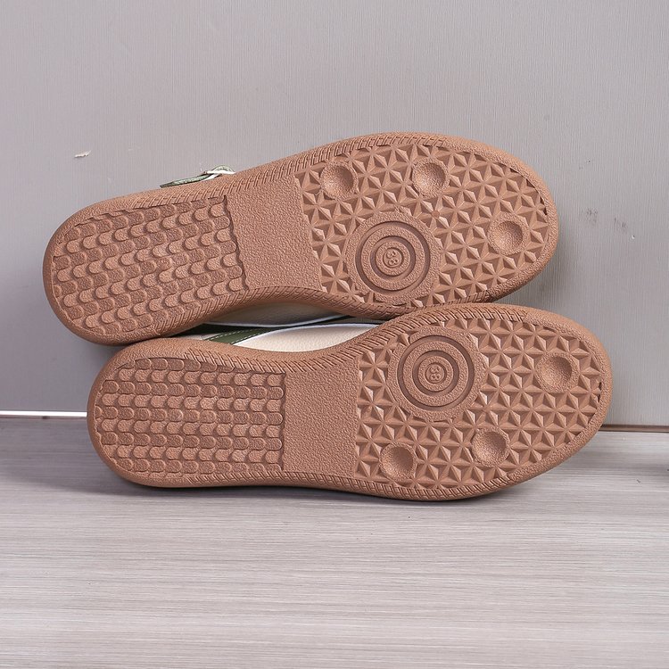 Zapatos deportivos clásicos de otoño 2025 nuevo temperamento de moda casual de alto nivel de alto valor de la cara zapatos deportivos de moda