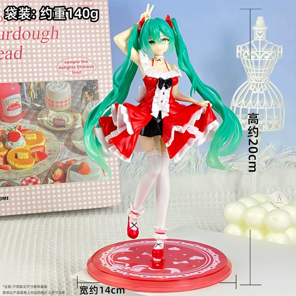 Lolita Hatsune-Bag Placing