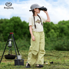 親子の女の子の夏服の半袖のスーツの洋風の中で大きい子供の薄い金の2025新型の子供の夏の仕事服の2セット
