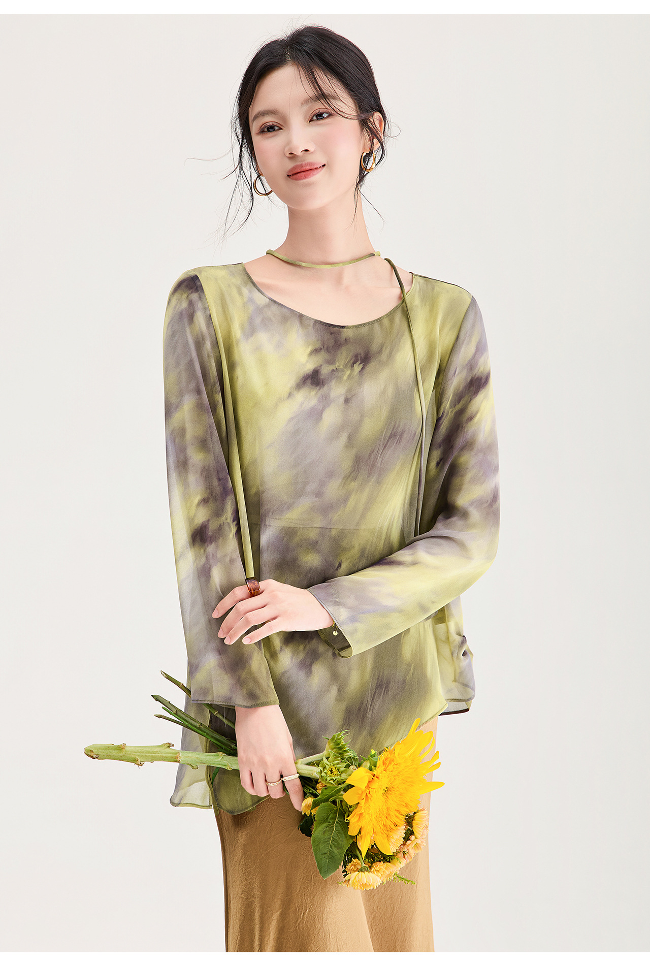 Áo sơ mi nữ chất liệu voan mỏng nhẹ, họa tiết in không đều, tay ngắn mùa hè — Trang chủ chi tiết 27